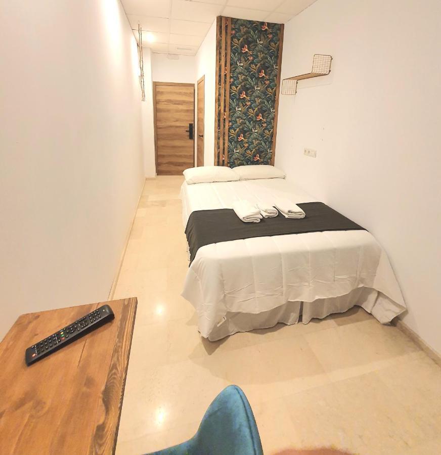 Plaza Home Resest Valence Extérieur photo